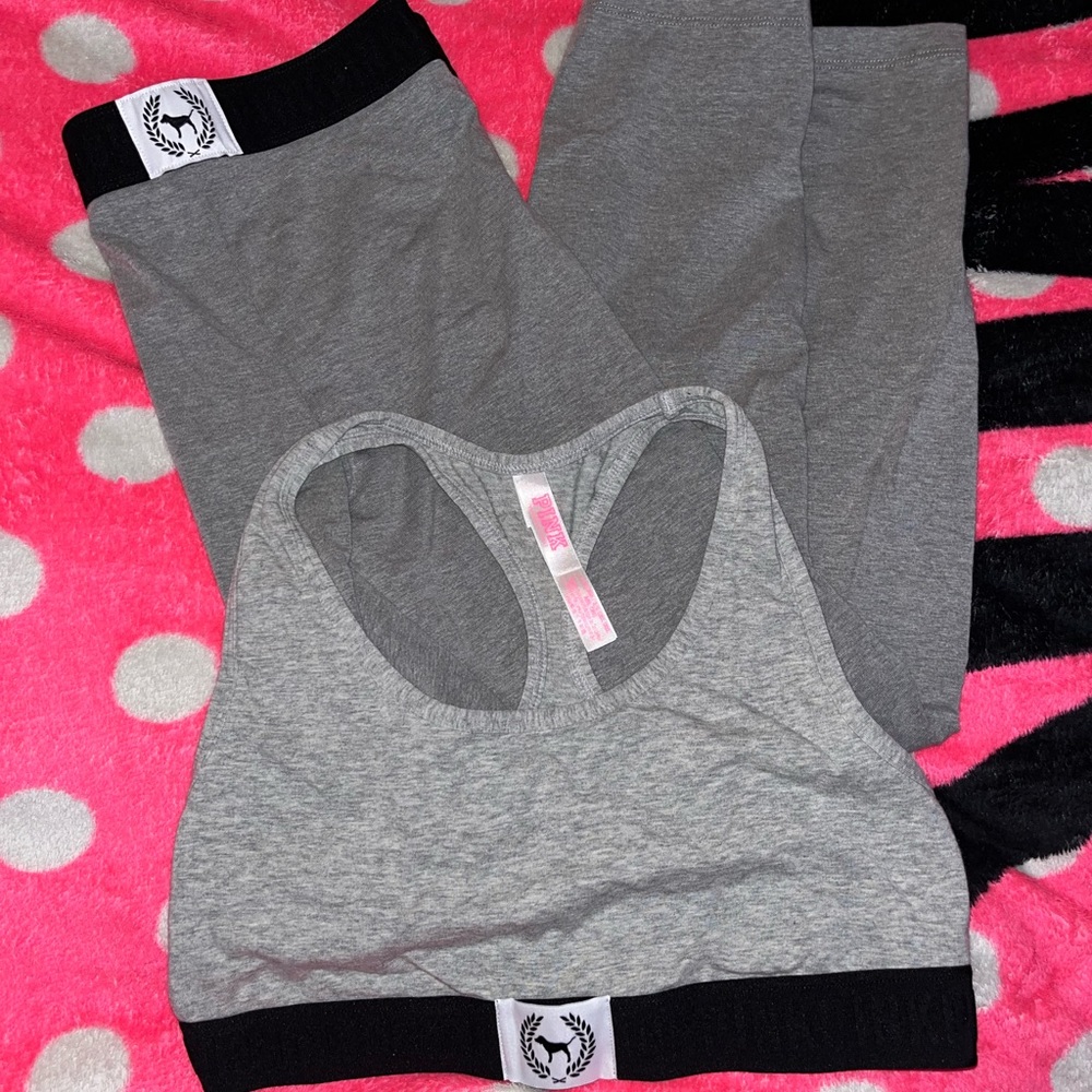Hold !  Vs pink grey legging set bra